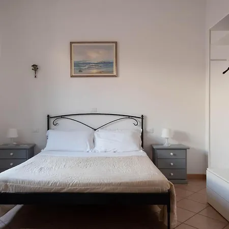 Zia Cecilia Apartment *